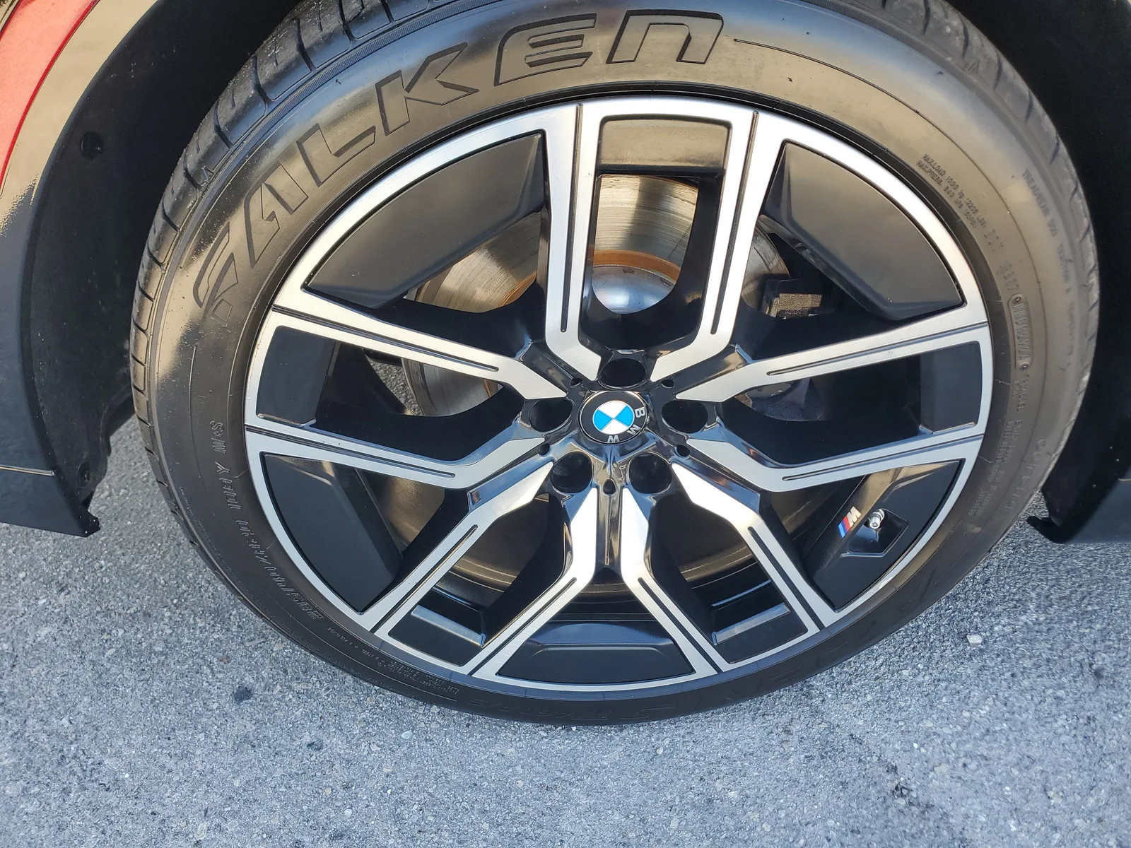 2024 BMW 7 Series 740i photo 26