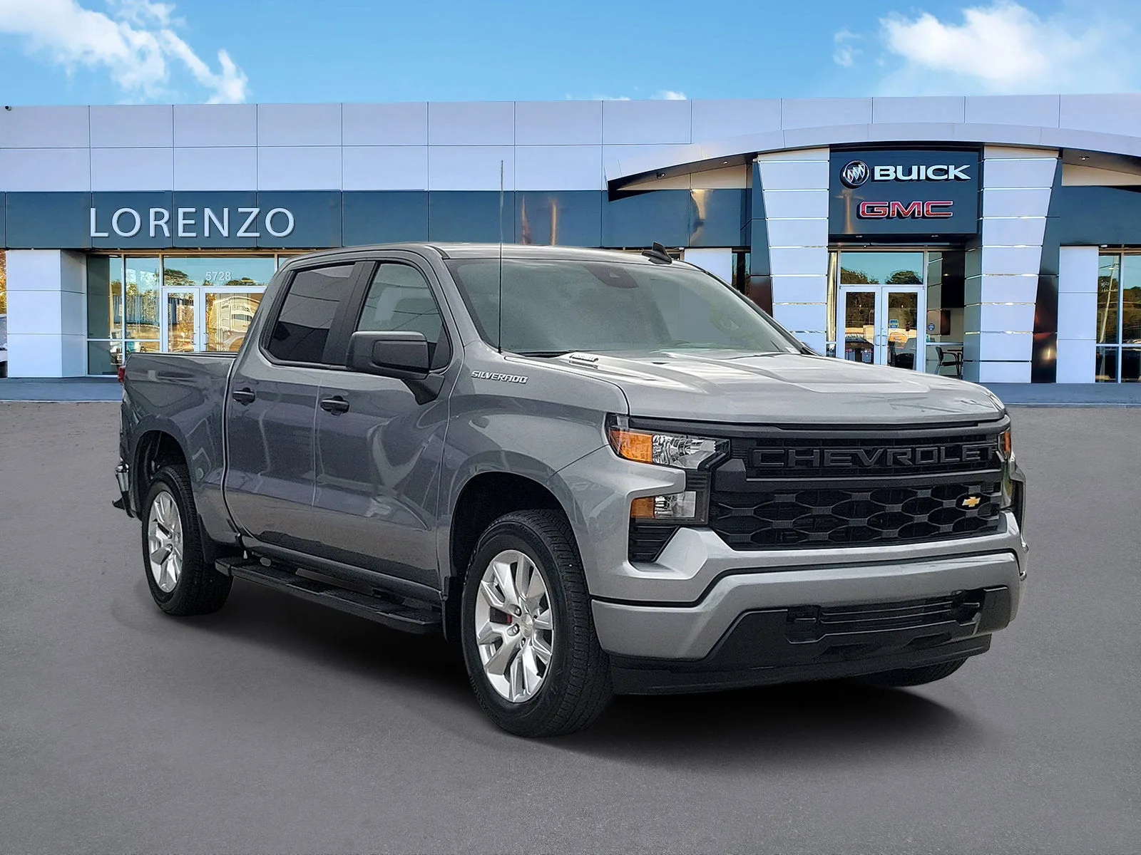 2024 Chevrolet Silverado 1500 Custom photo 3