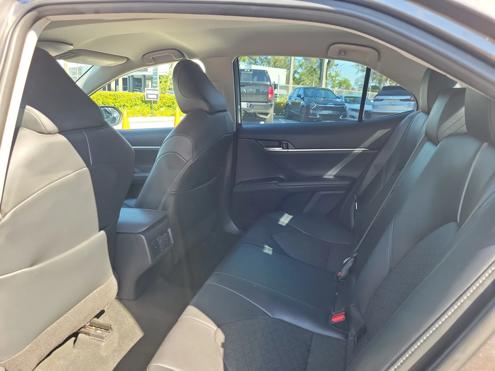 2023 Toyota Camry XSE photo 12