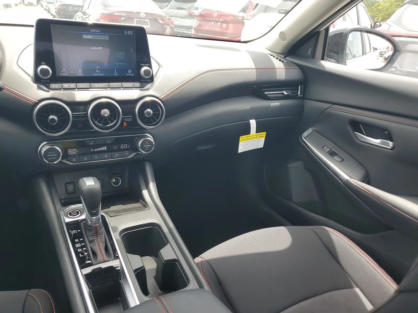 2025 Nissan Sentra SR photo 12