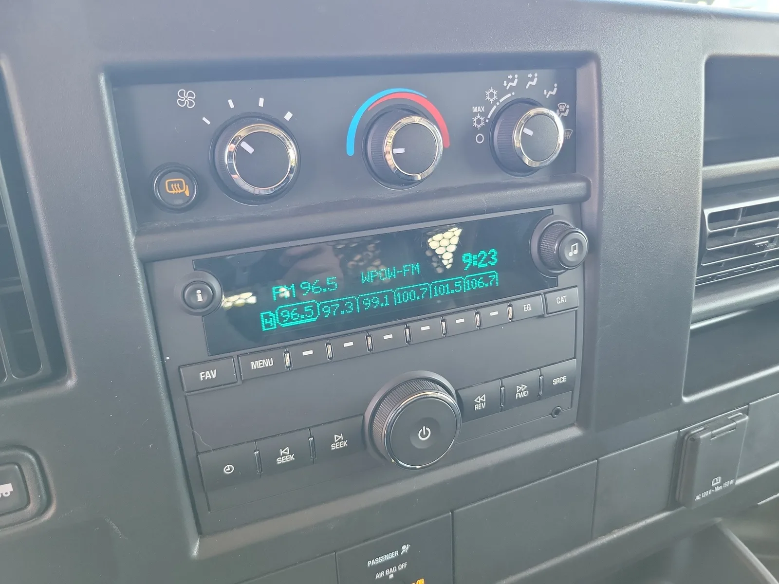 2025 Chevrolet Express Cargo Van Work Van photo 21