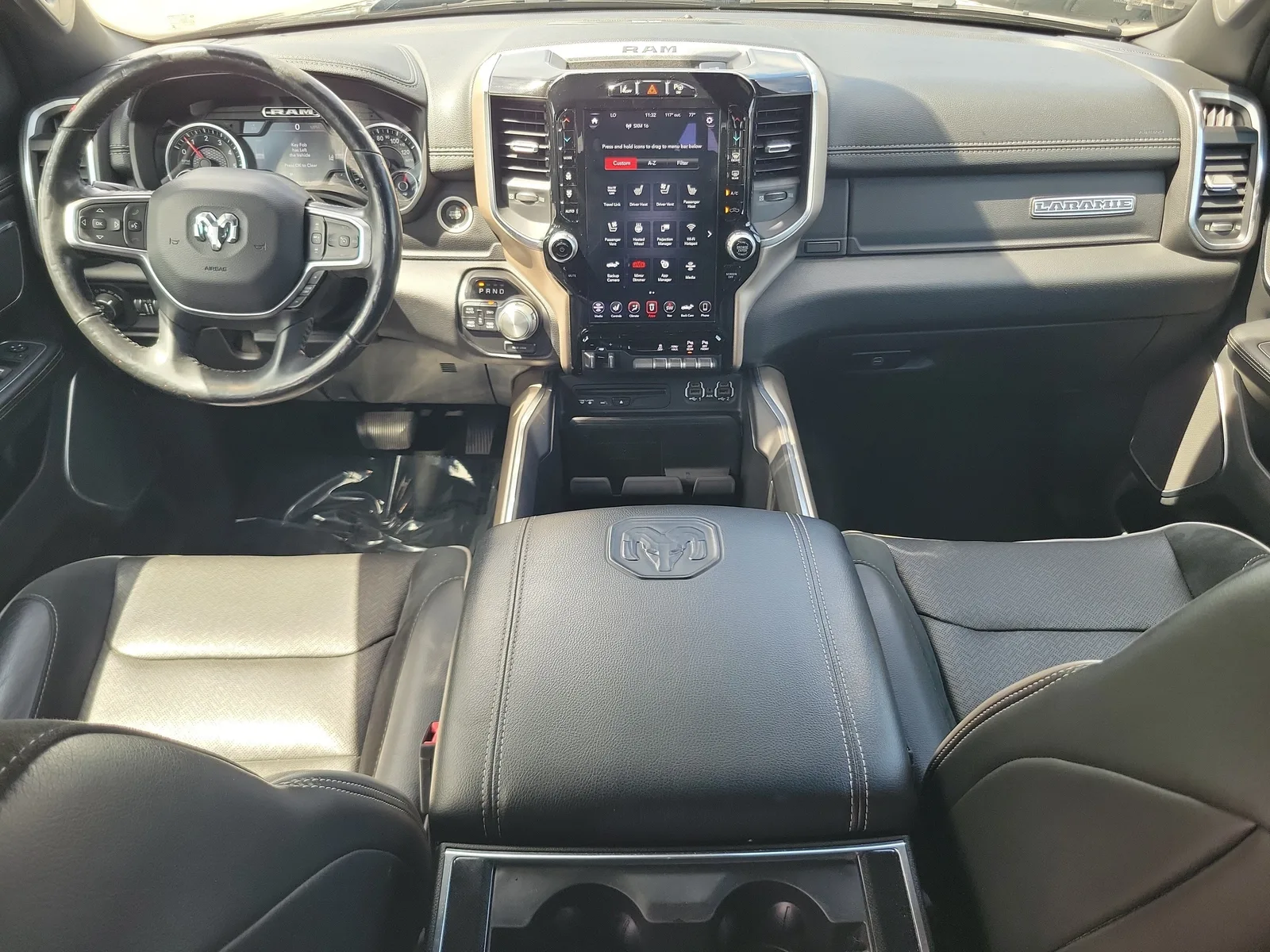 2019 RAM 1500 Laramie 4WD photo 16