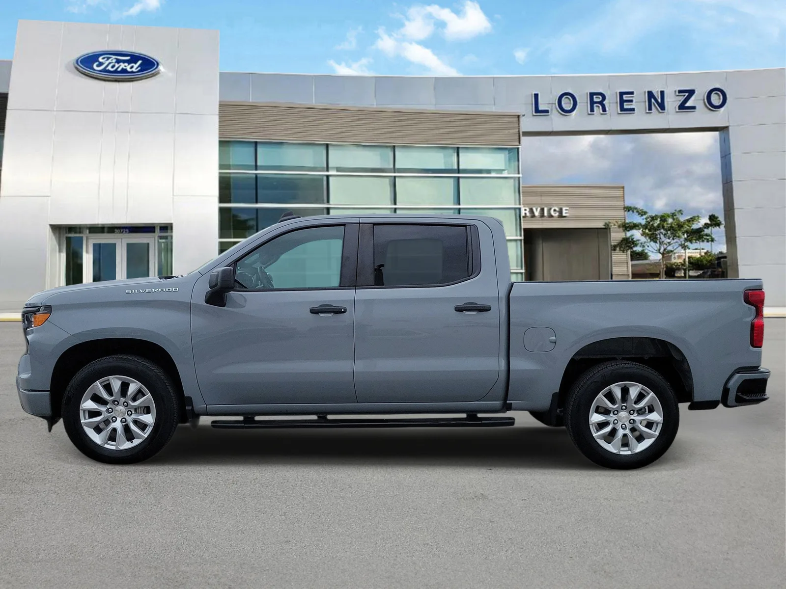 2024 Chevrolet Silverado 1500 Custom photo 6