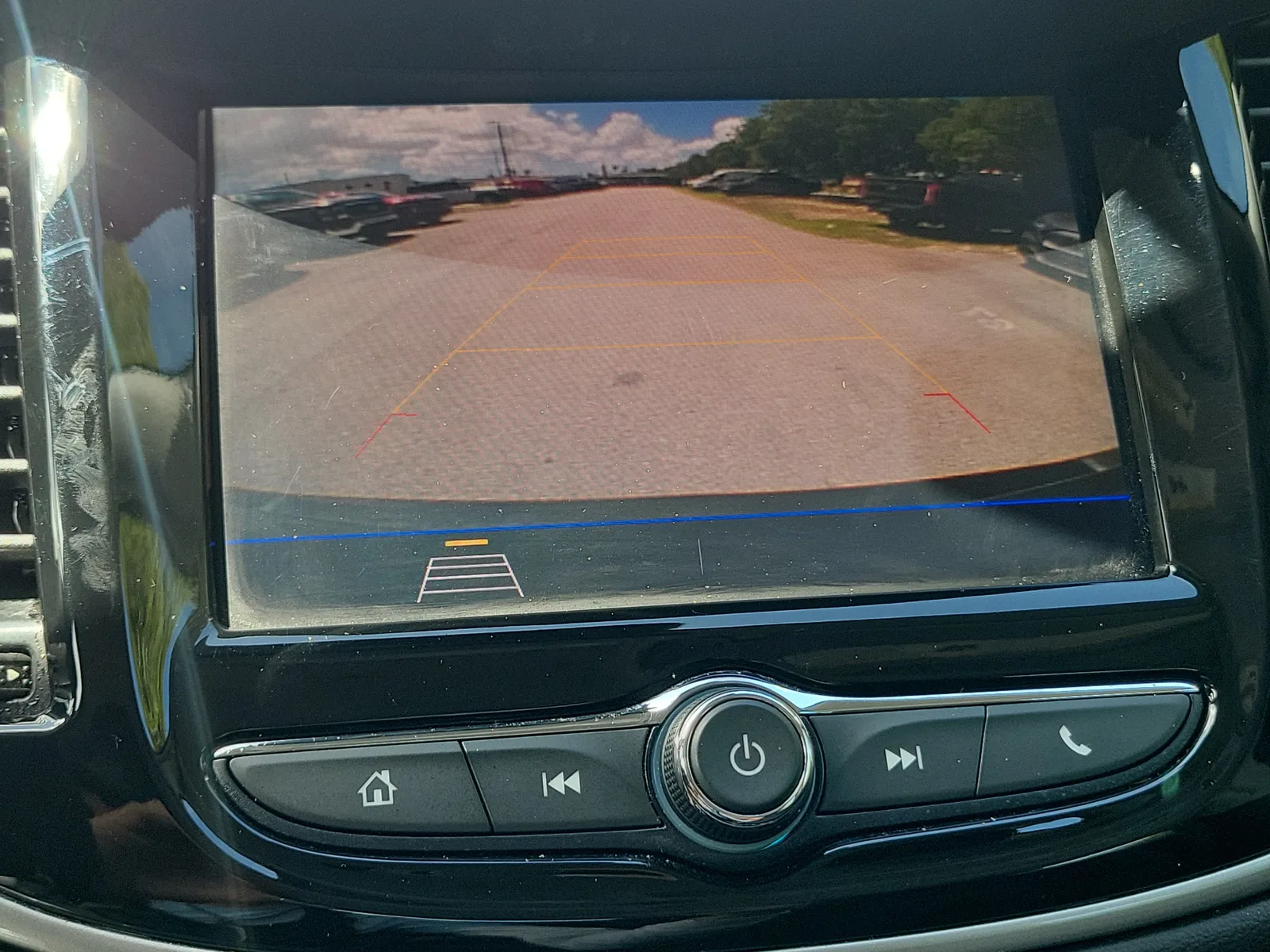 2020 Chevrolet Trax LS photo 27