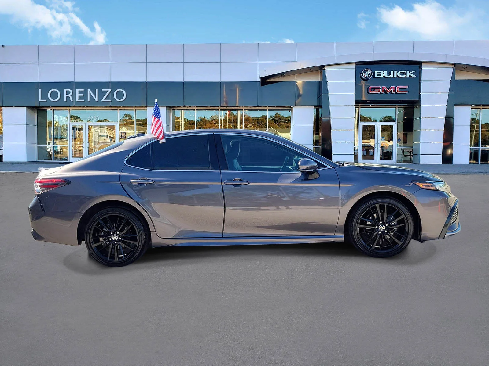 2023 Toyota Camry XSE photo 4