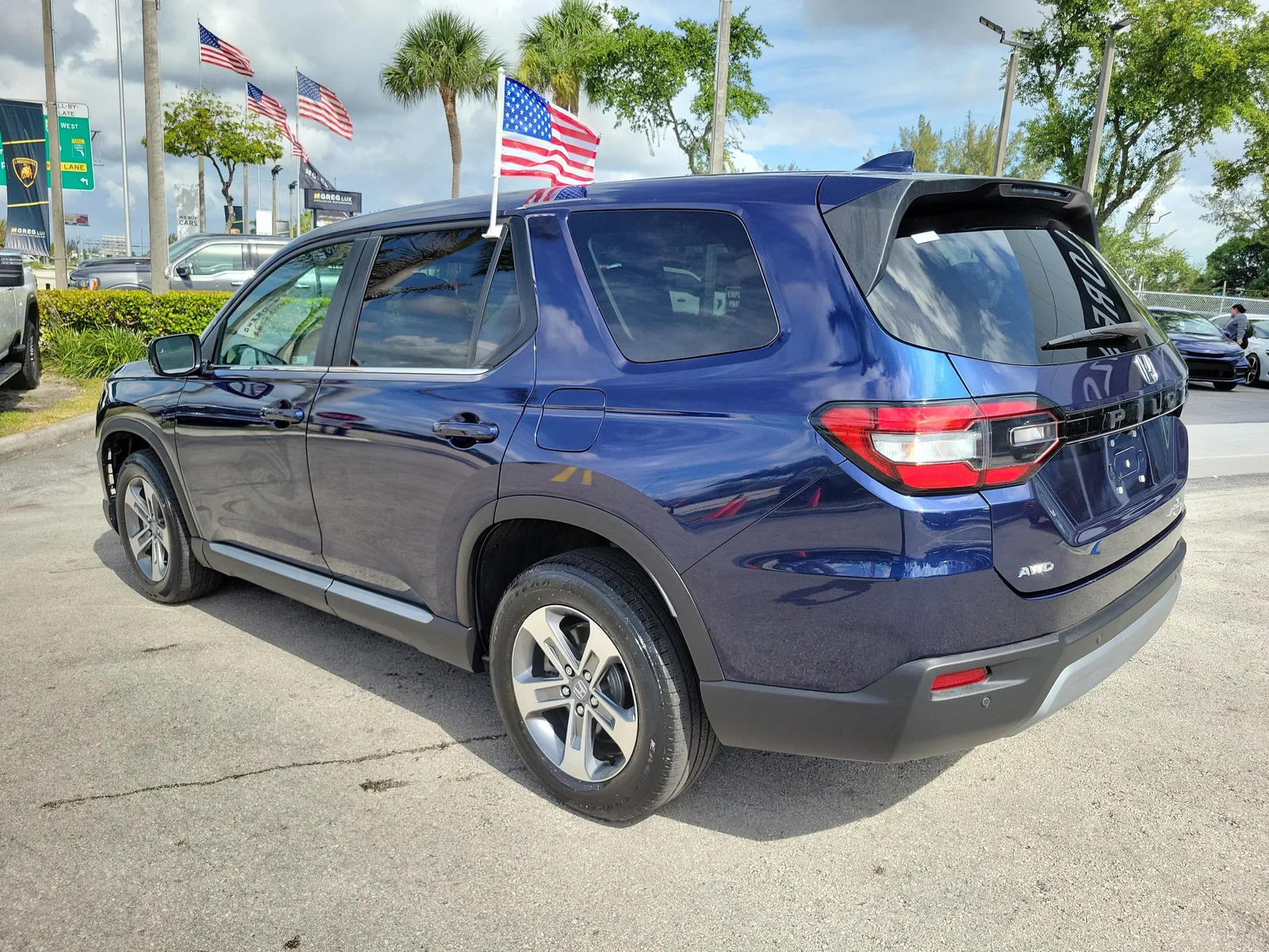 2023 Honda Pilot EX-L 7 Passenger photo 7