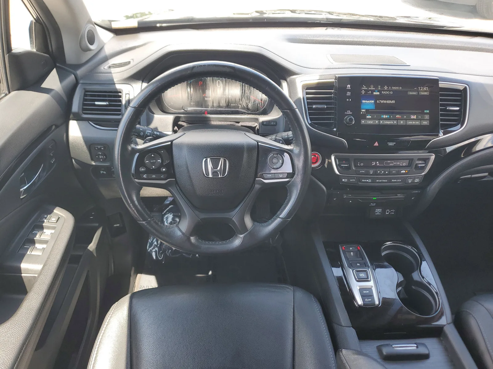 2022 Honda Pilot Touring 7-Passenger photo 22