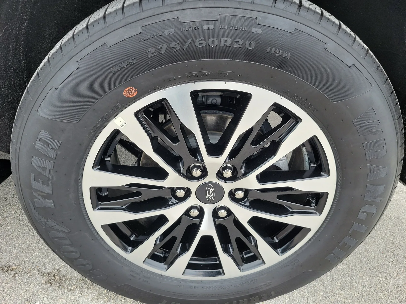 2025 Ford Expedition Platinum 4WD photo 10