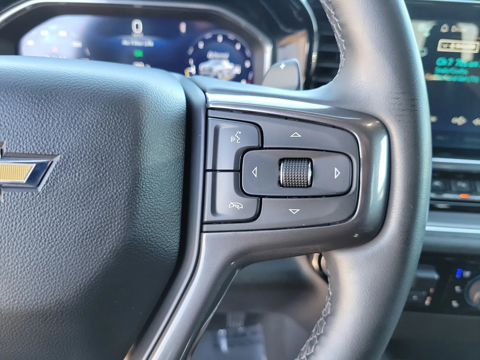 2024 Chevrolet Silverado 1500 High Country photo 21