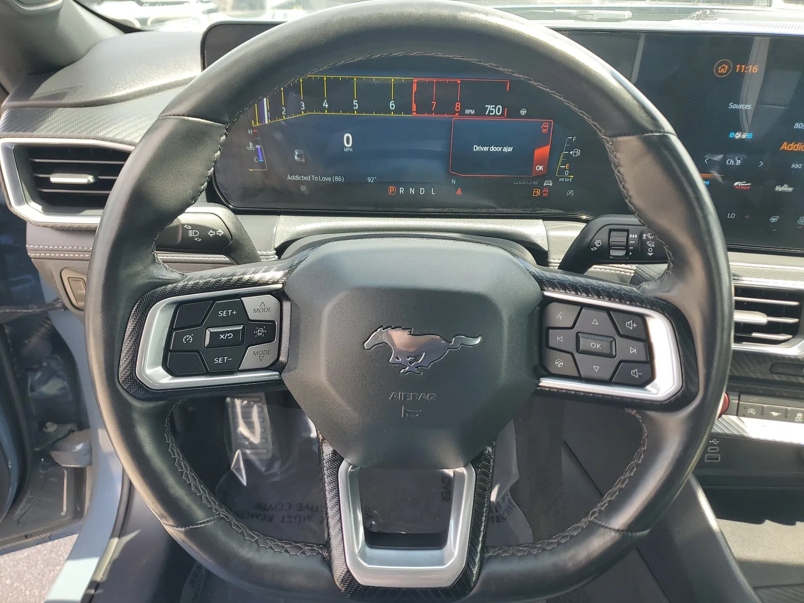 2025 Ford Mustang EcoBoost Premium photo 18