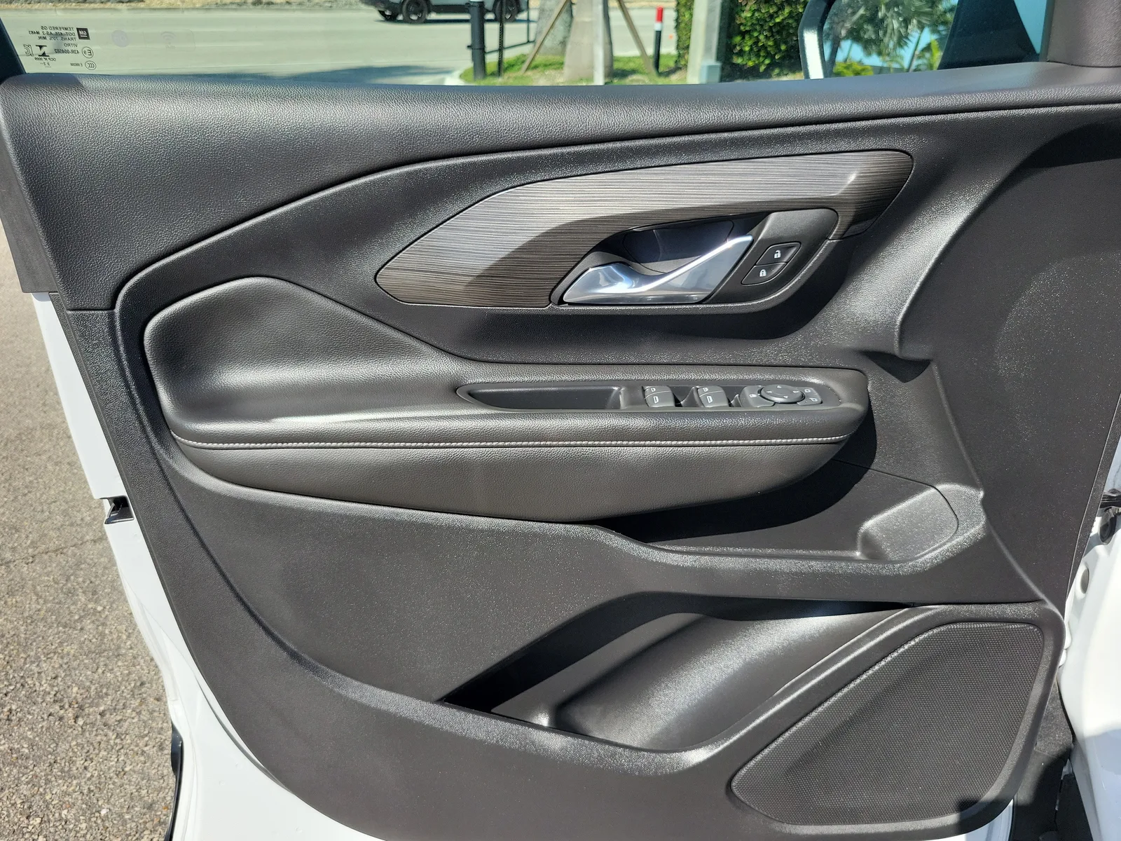 2023 GMC Terrain SLE photo 17