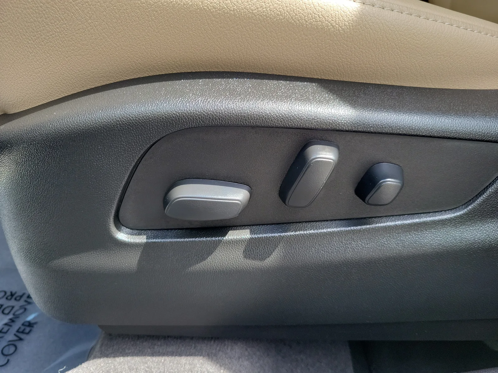 2024 Cadillac XT4 Luxury photo 14
