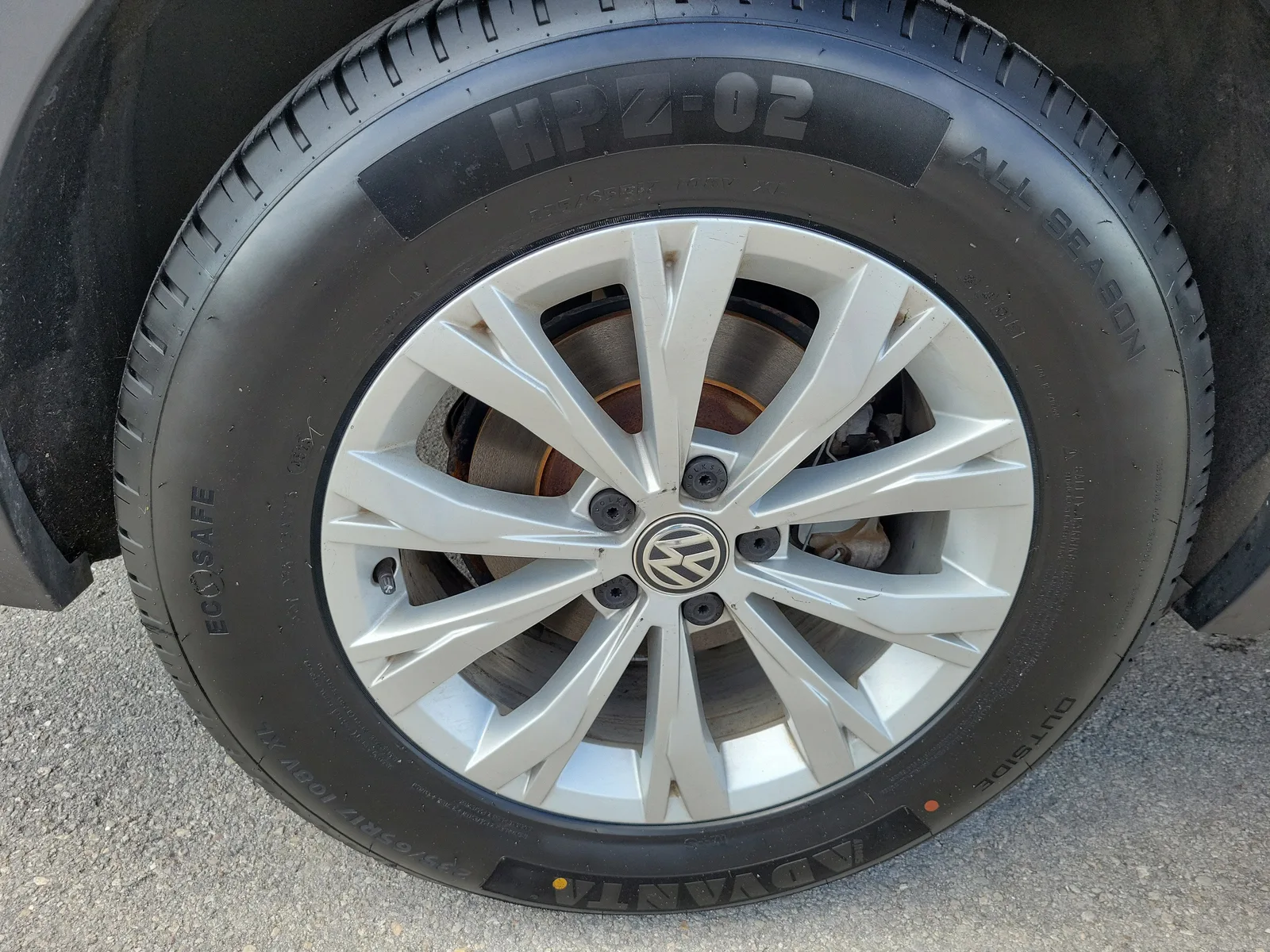 2019 Volkswagen Tiguan S photo 29