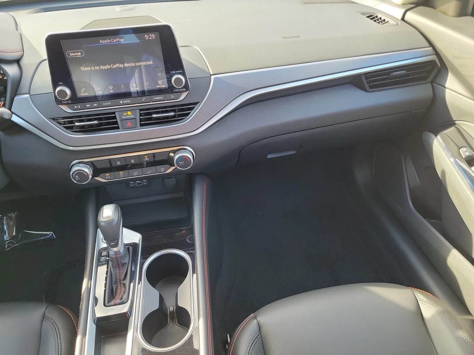 2024 Nissan Altima 2.5 SR photo 17