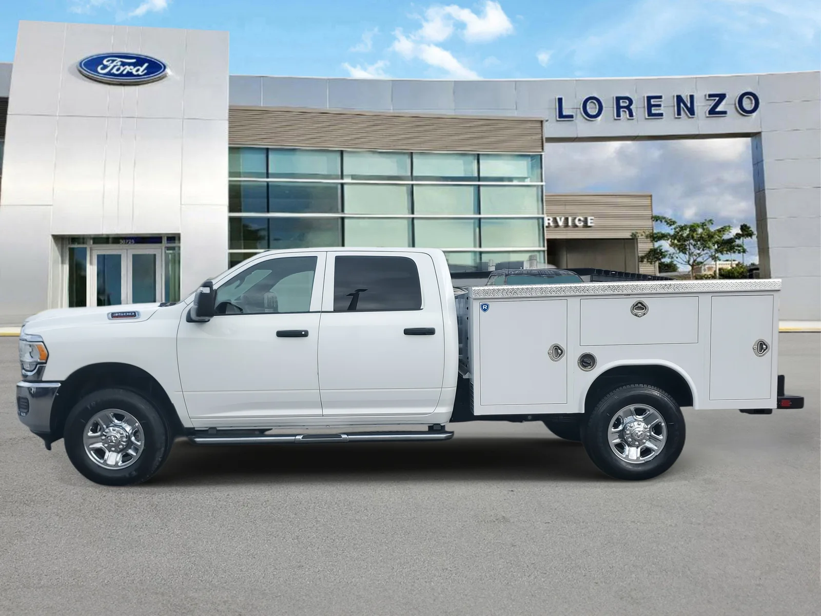 2024 RAM 3500 Tradesman 4WD photo 8
