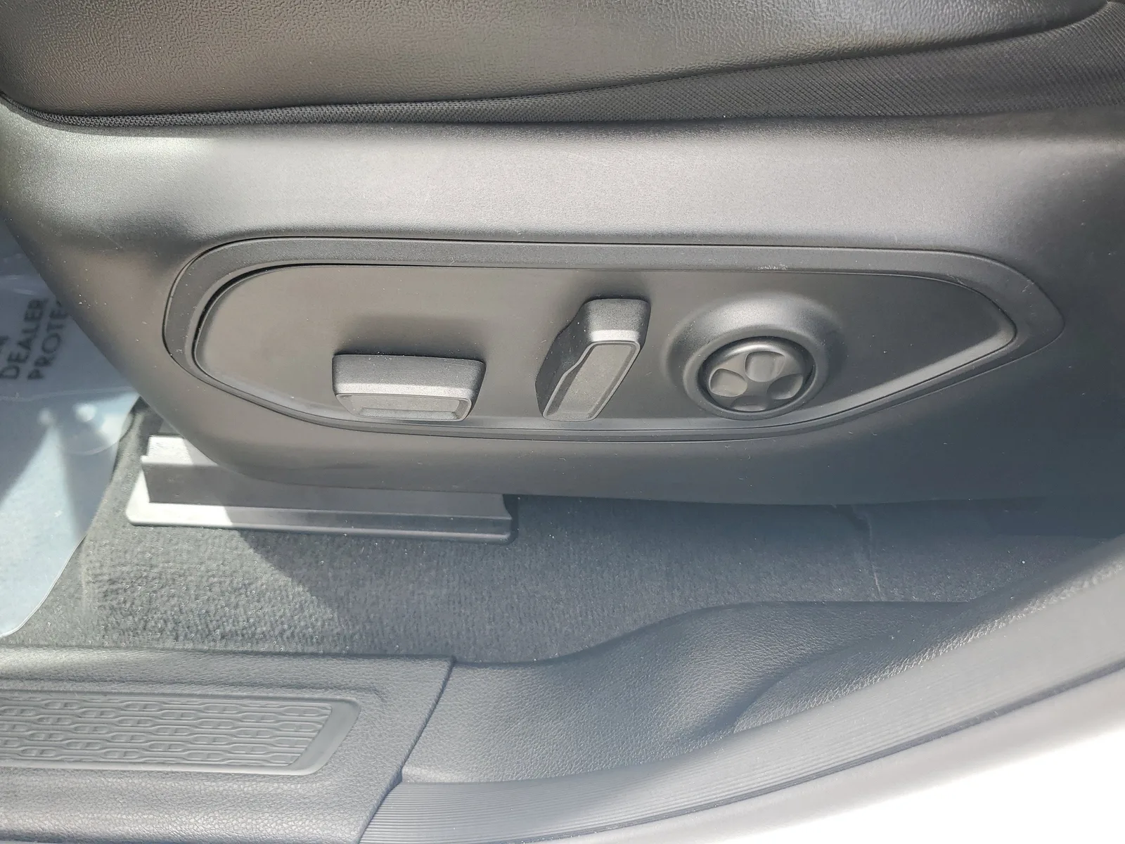 2024 Jeep Grand Cherokee L Altitude X 4WD photo 13