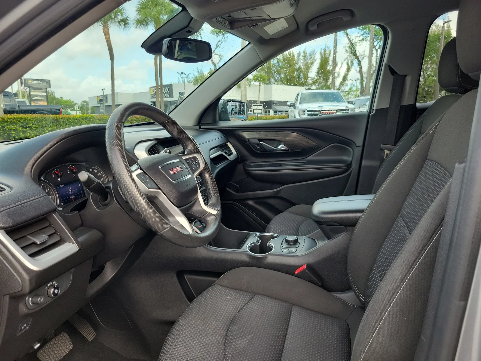 2023 GMC Terrain SLE photo 10