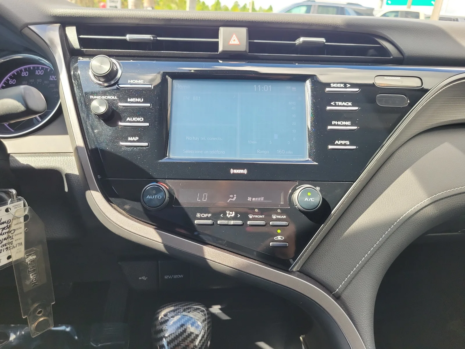 2020 Toyota Camry SE photo 20