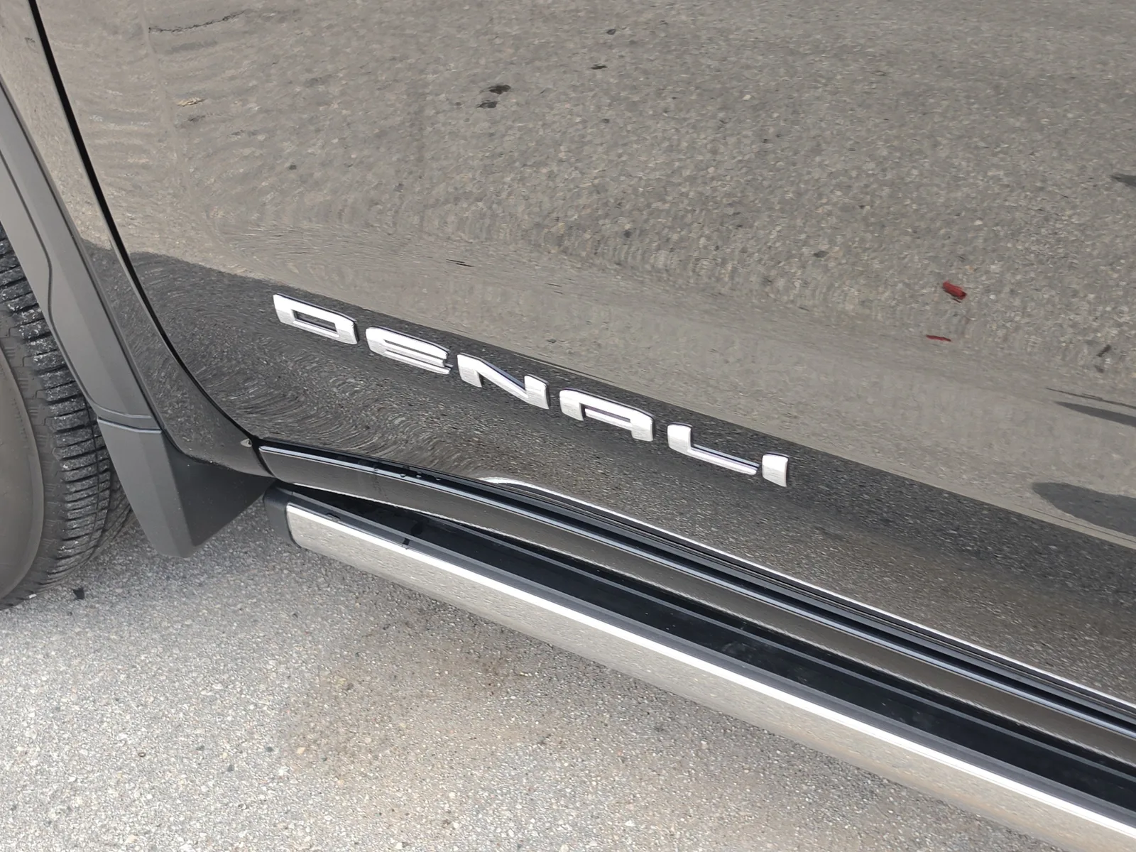 2025 GMC Sierra 1500 Denali 4WD Diesel photo 29