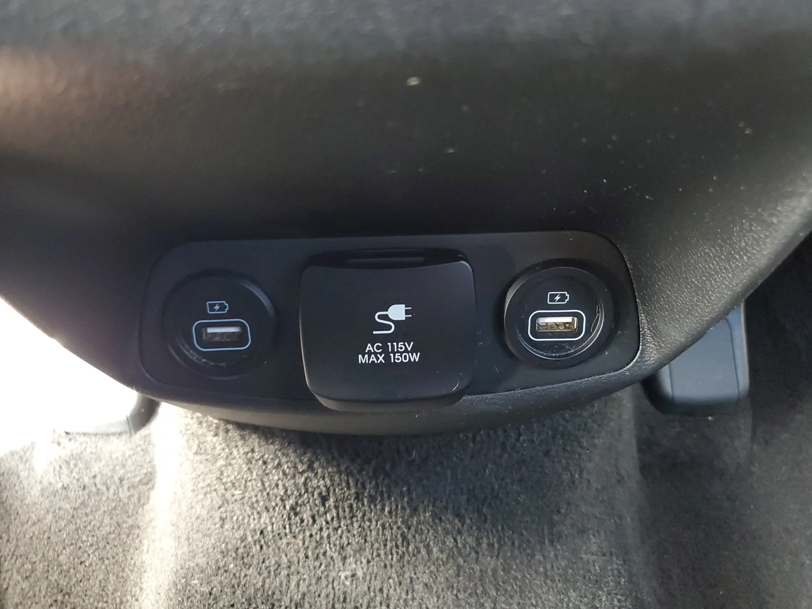 2022 Hyundai Santa Fe Calligraphy photo 19