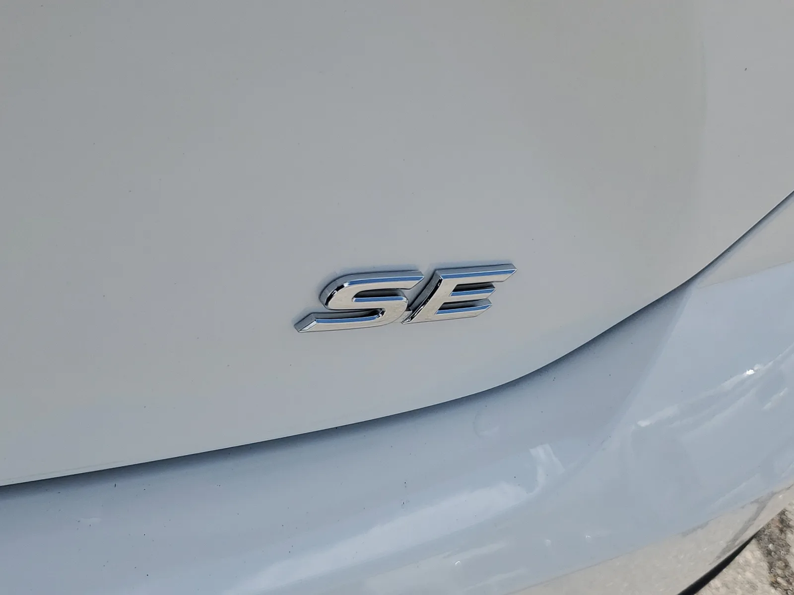 2025 Toyota Camry SE photo 27