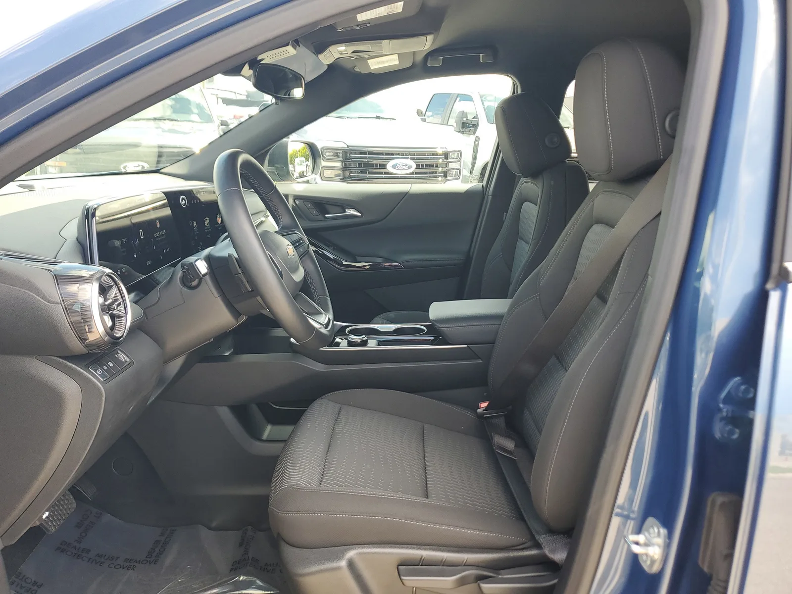 2026 Chevrolet Equinox FWD LT photo 11