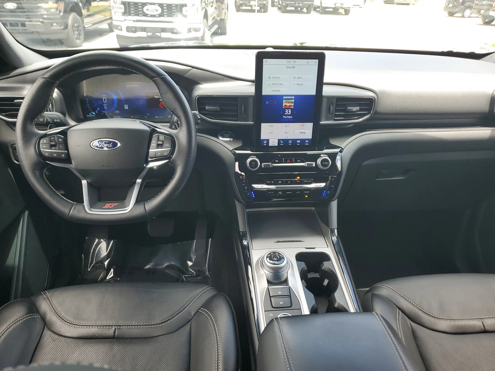 2023 Ford Explorer ST 4WD photo 18
