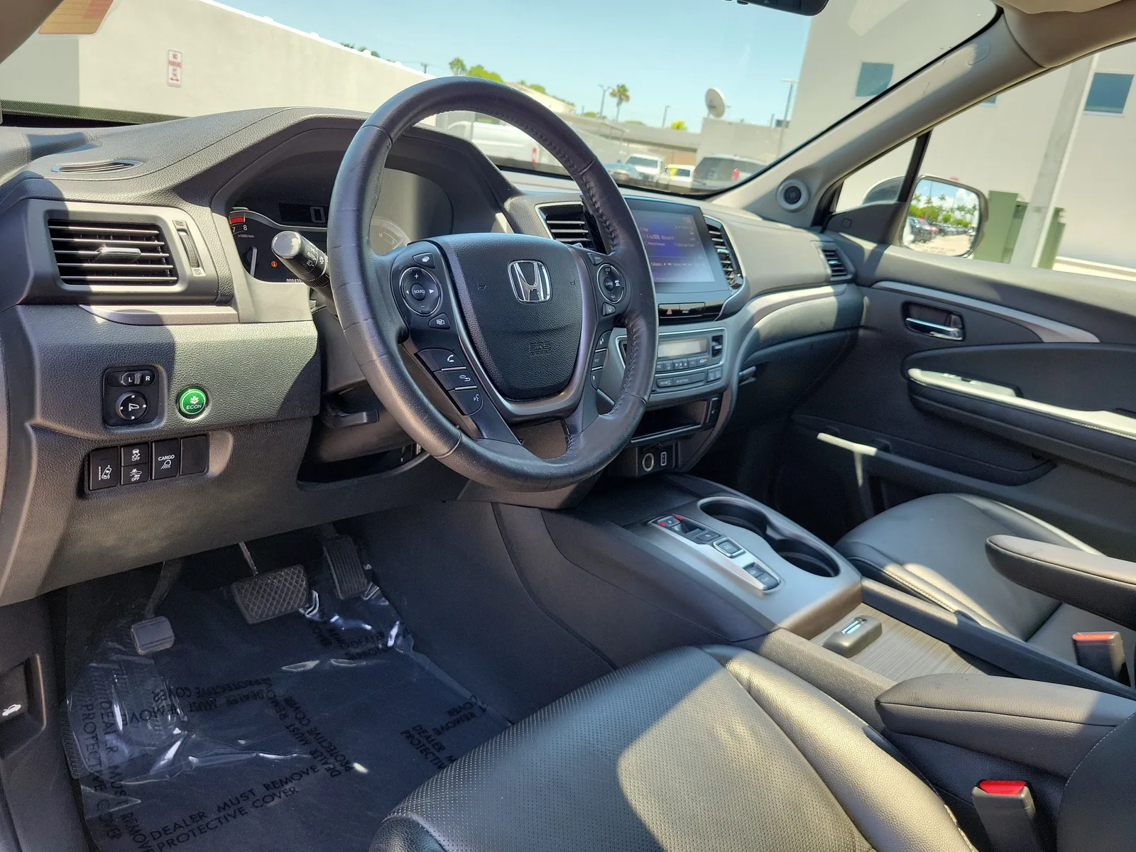 2023 Honda Ridgeline RTL 4WD photo 11