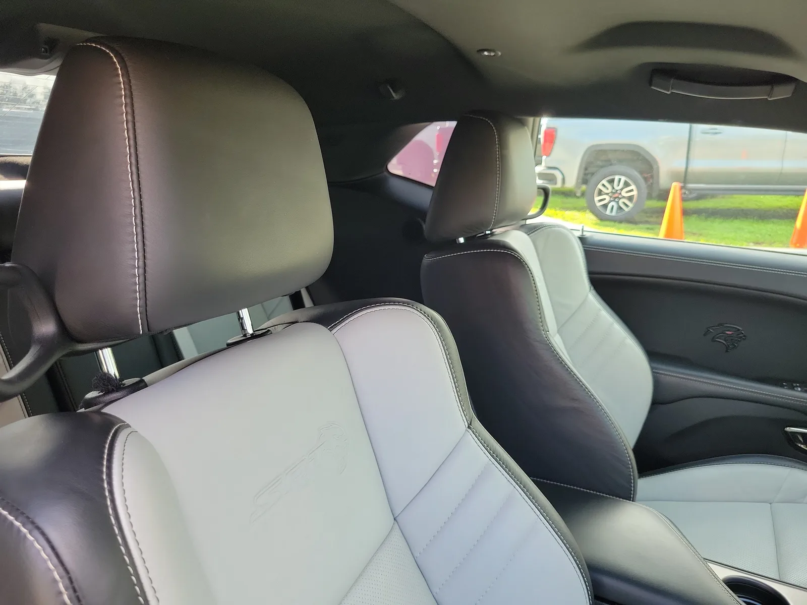 2023 Dodge Challenger SRT Hellcat Jailbreak photo 16
