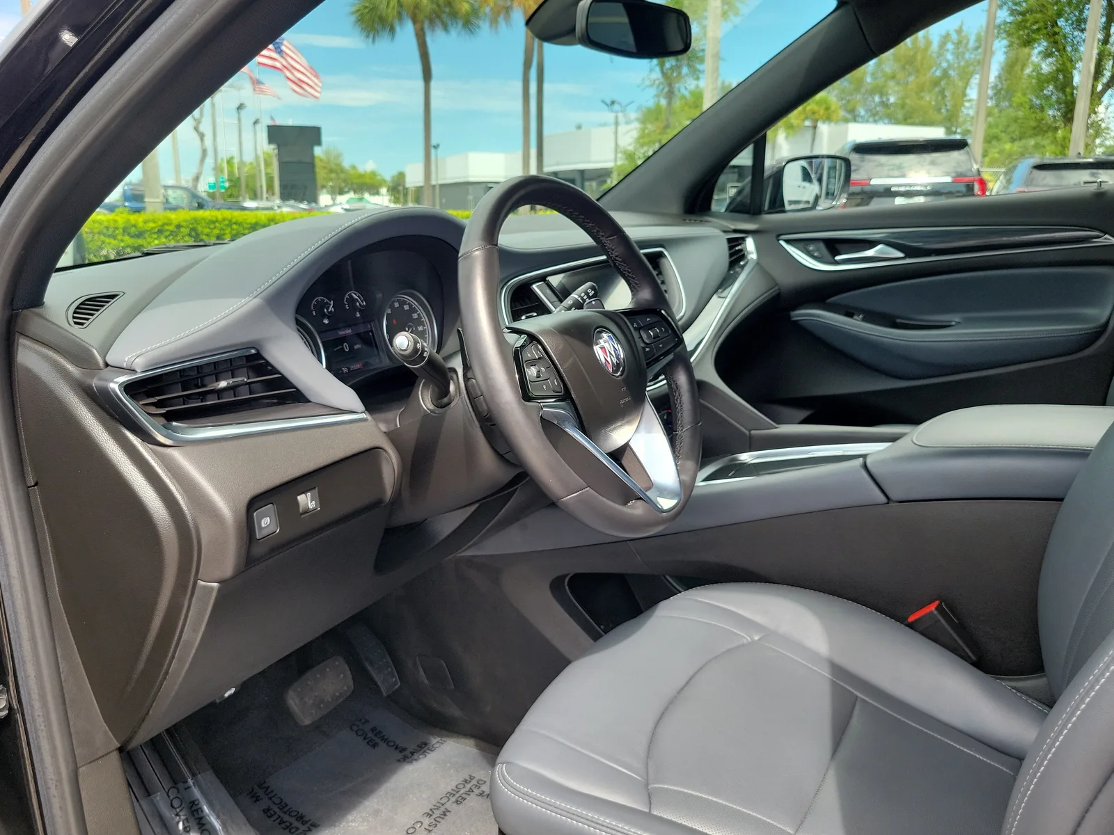 2022 Buick Enclave Essence photo 9