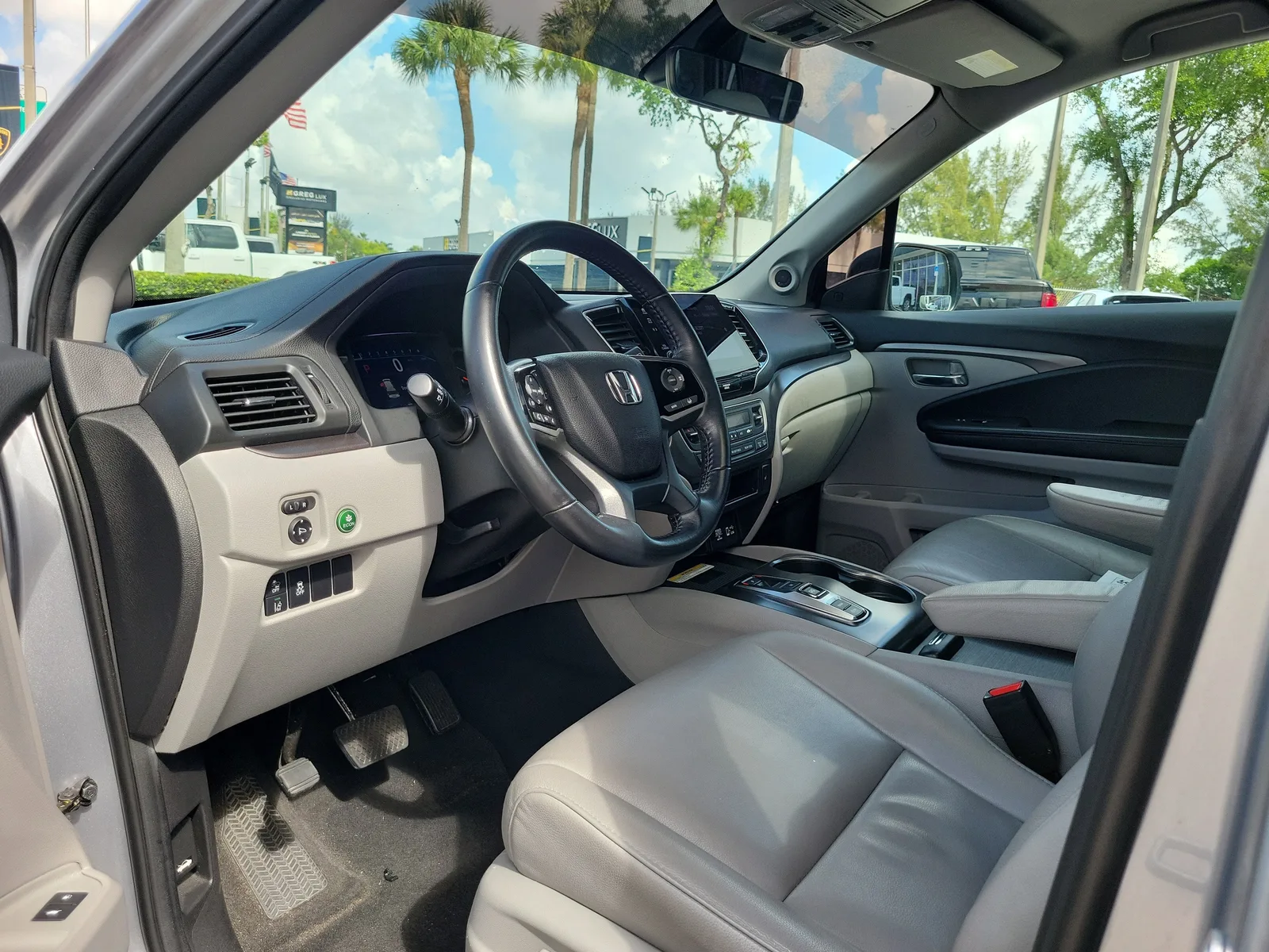 2021 Honda Pilot Special Edition photo 9