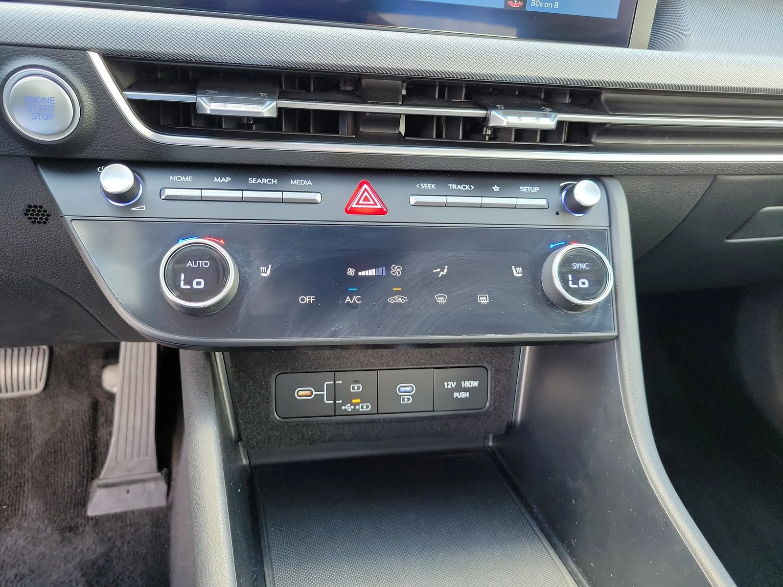 2025 Hyundai Sonata SEL photo 30