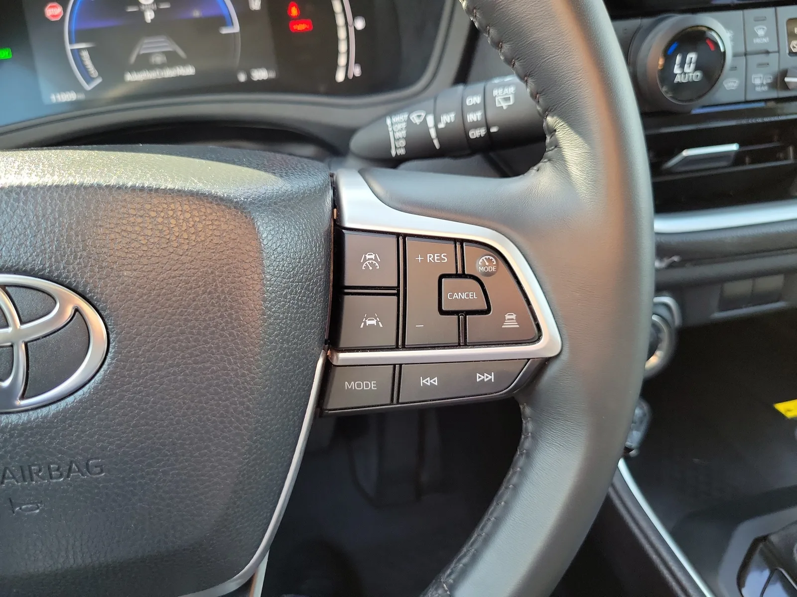 2025 Toyota Grand Highlander Hybrid XLE photo 22