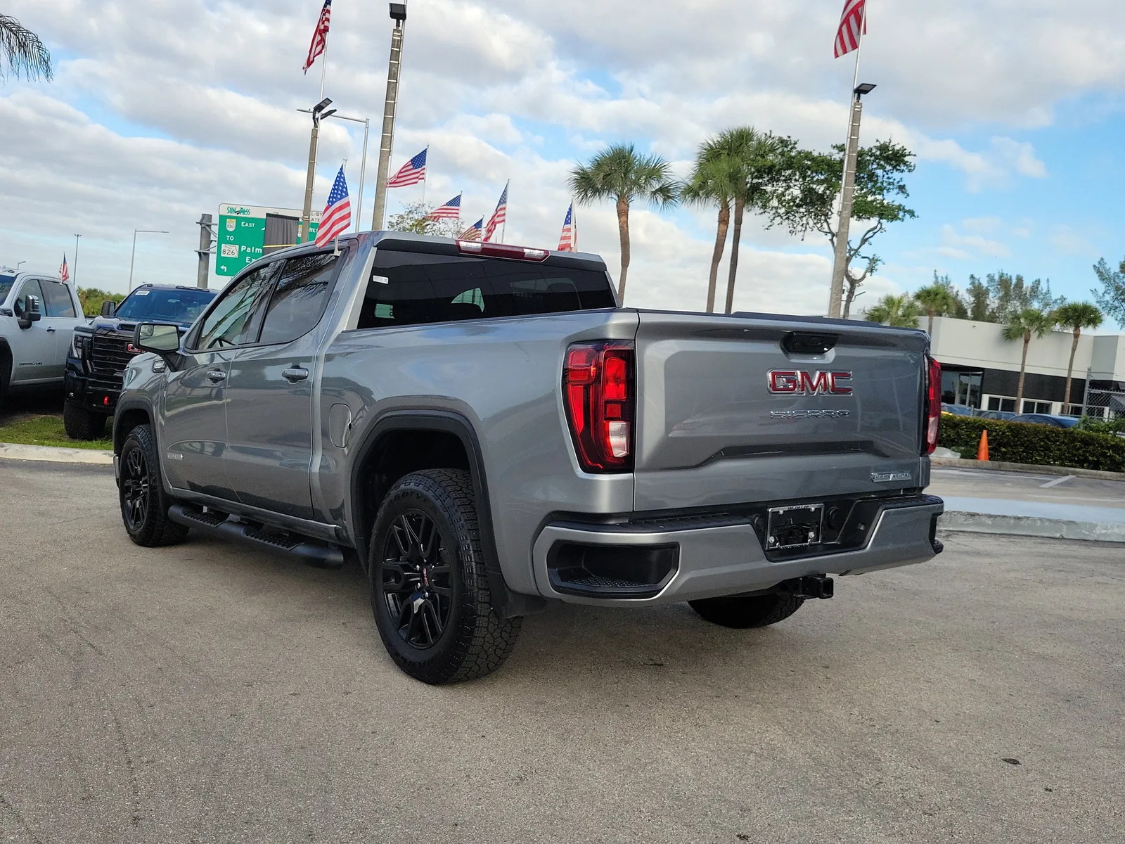 2026 GMC Sierra 1500 Elevation photo 7
