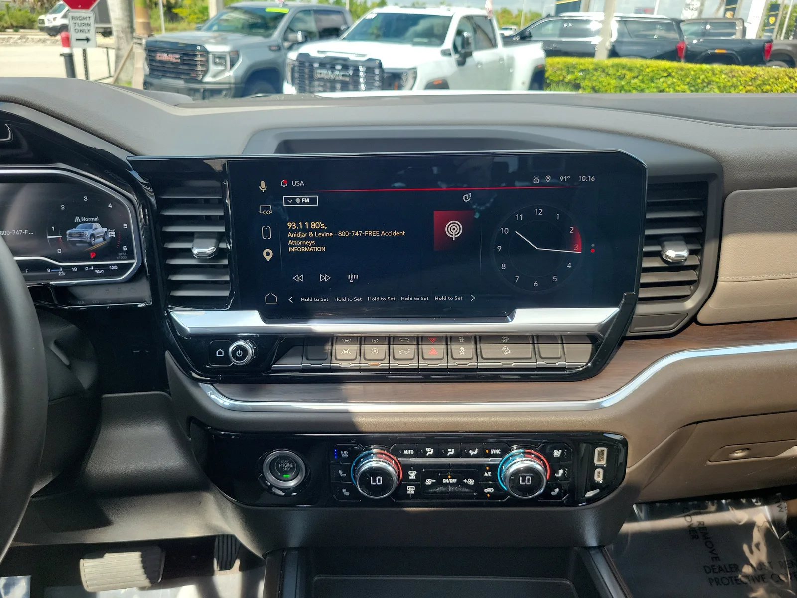 2023 GMC Sierra 1500 SLT photo 22