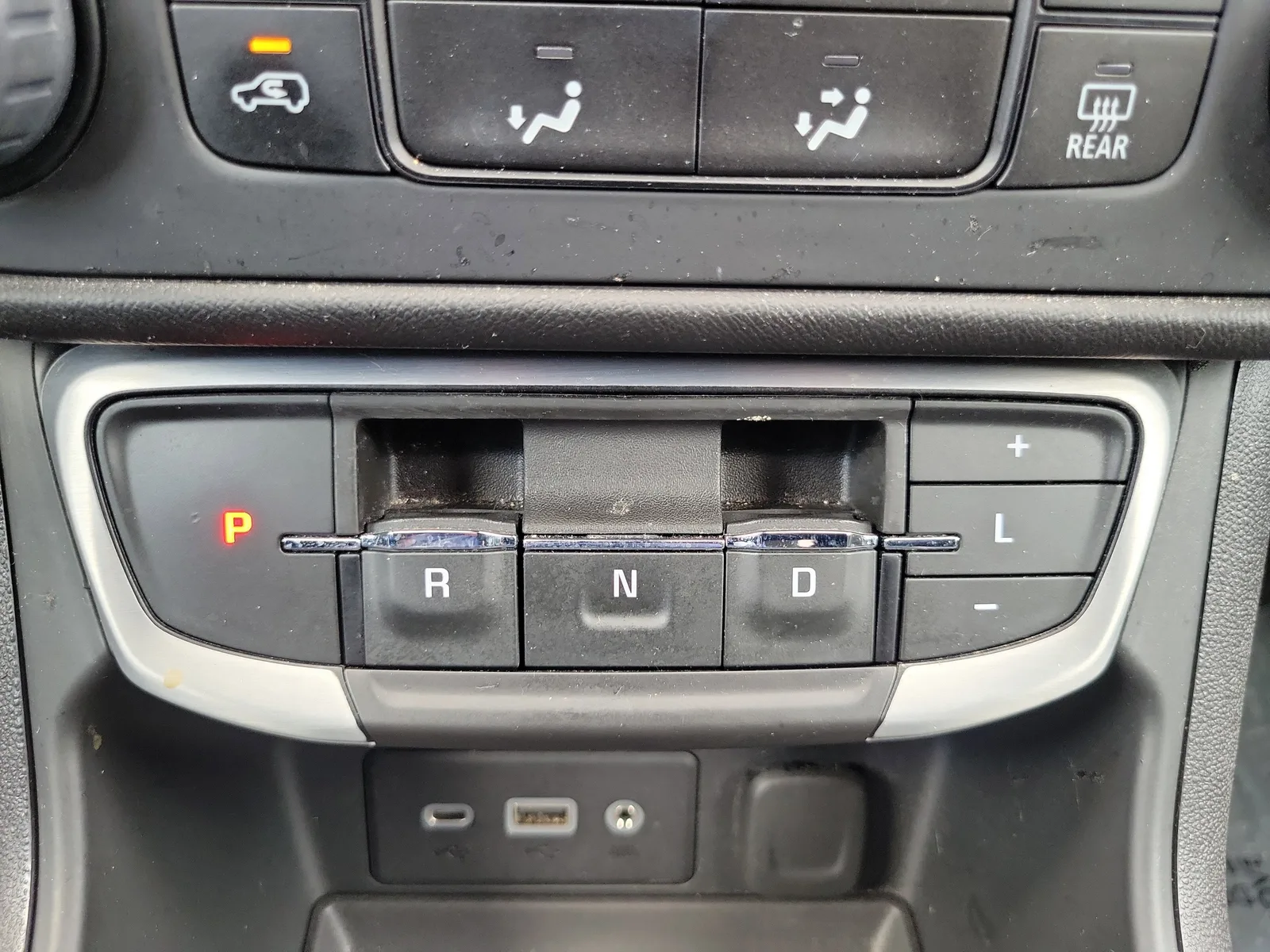 2023 GMC Terrain SLE photo 21