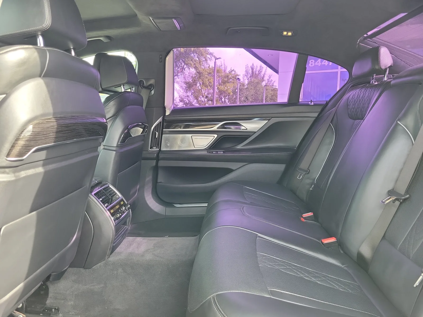 2017 BMW 7 Series 750i photo 15