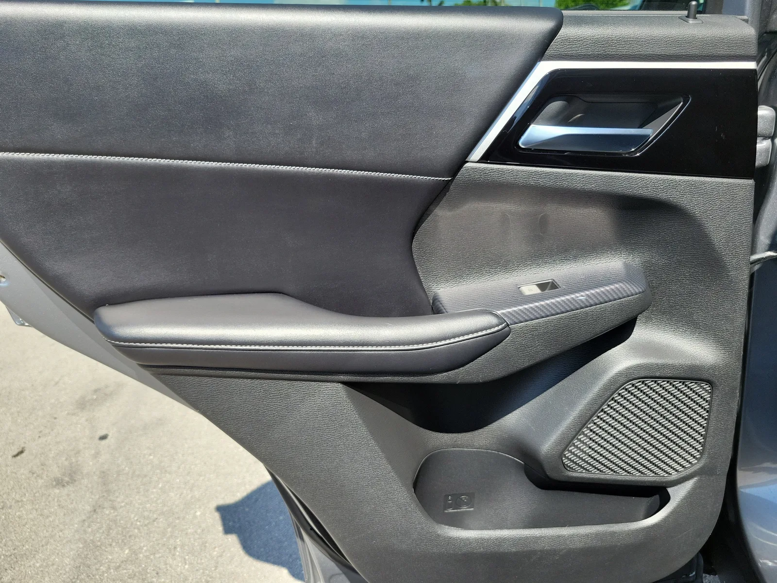 2022 Mitsubishi Outlander SE 4WD photo 28