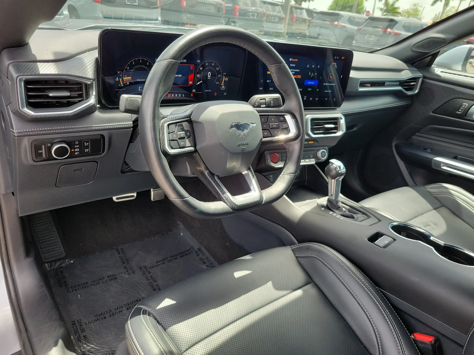 2025 Ford Mustang EcoBoost Premium photo 9