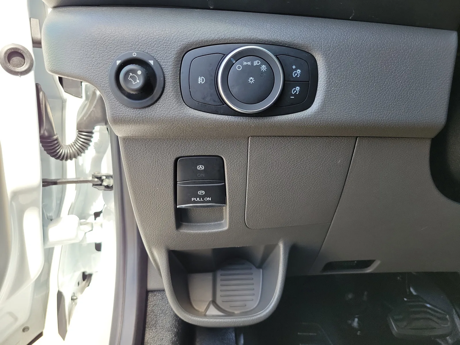 2025 Ford Transit Cargo Van Base photo 18