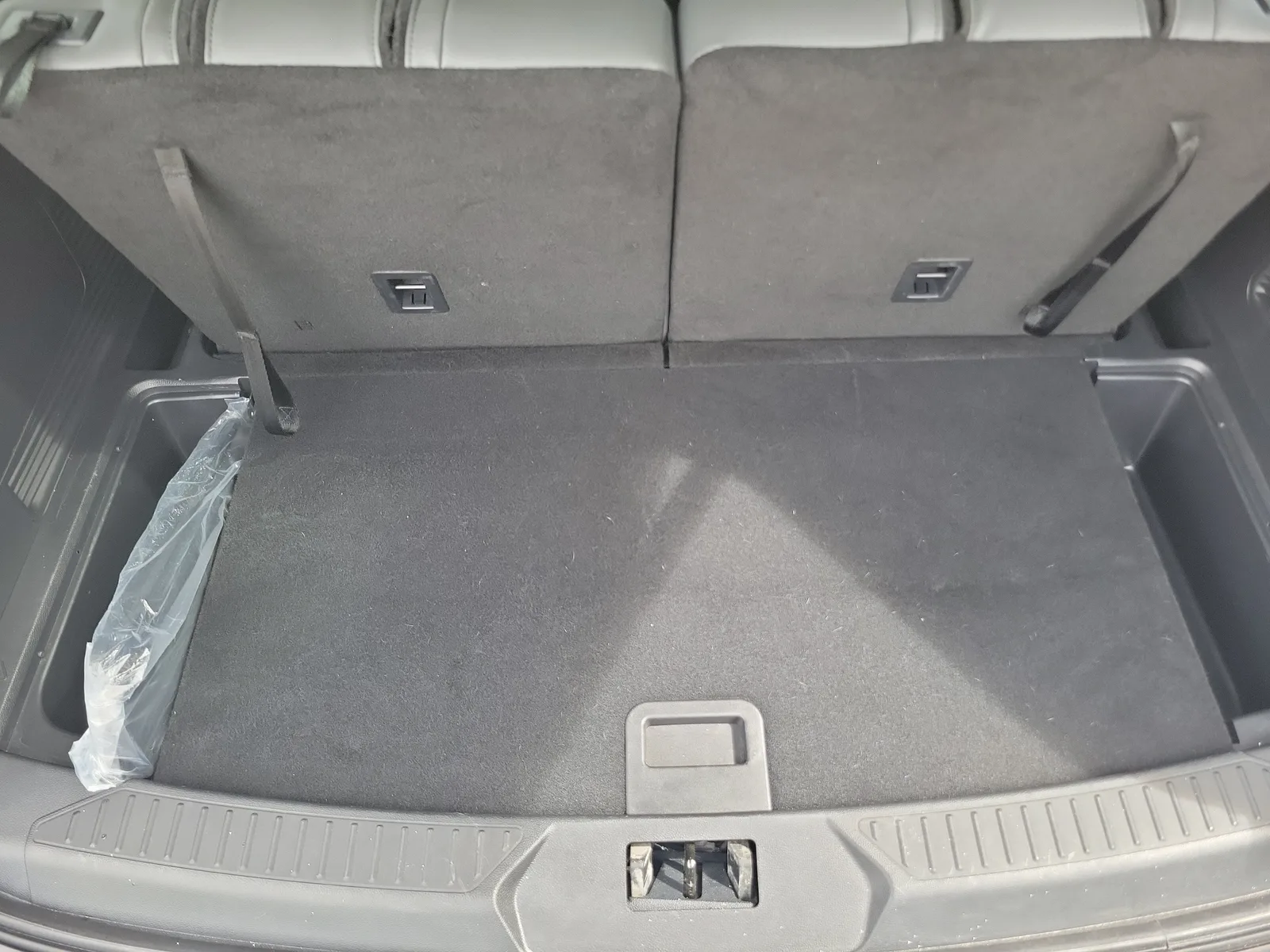2025 Ford Explorer Active photo 16