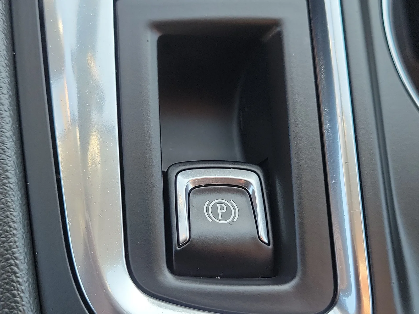 2024 Chevrolet Equinox LS photo 28