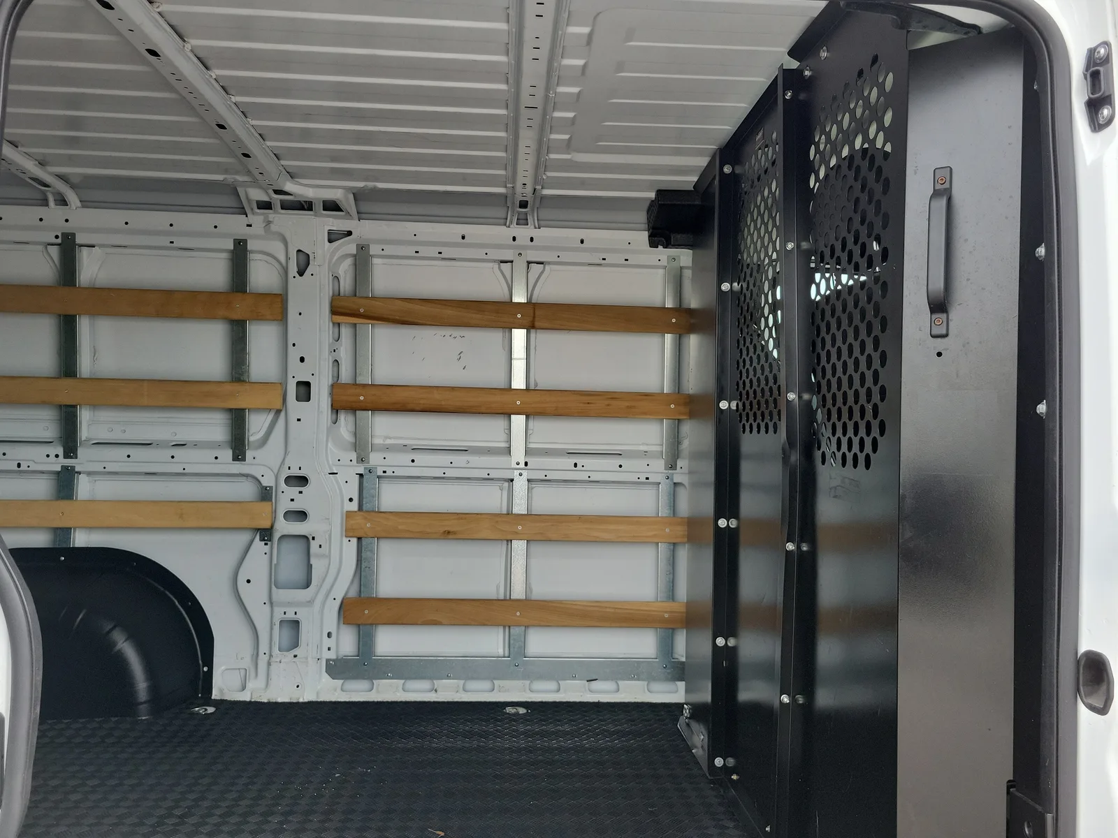 2025 RAM ProMaster Cargo Van Tradesman photo 12