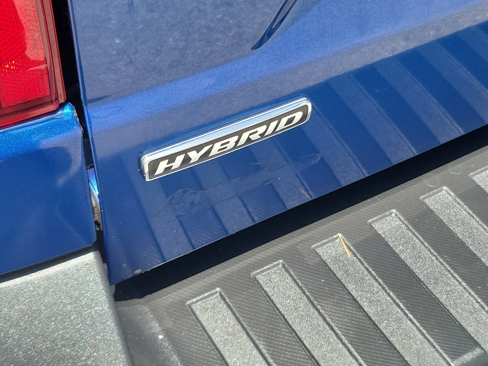 2023 Ford Maverick XL photo 28