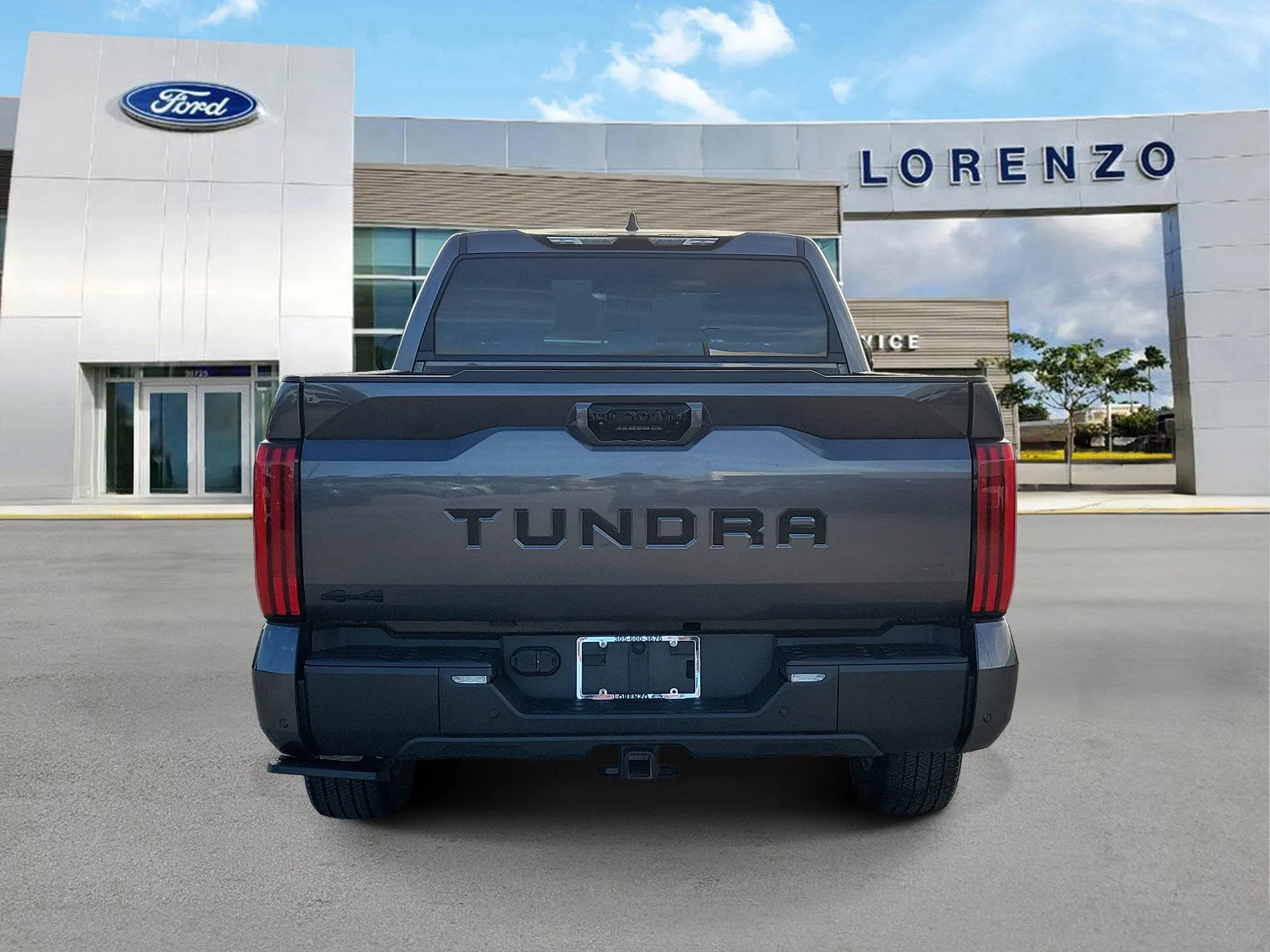 2025 Toyota Tundra 4WD Limited photo 6