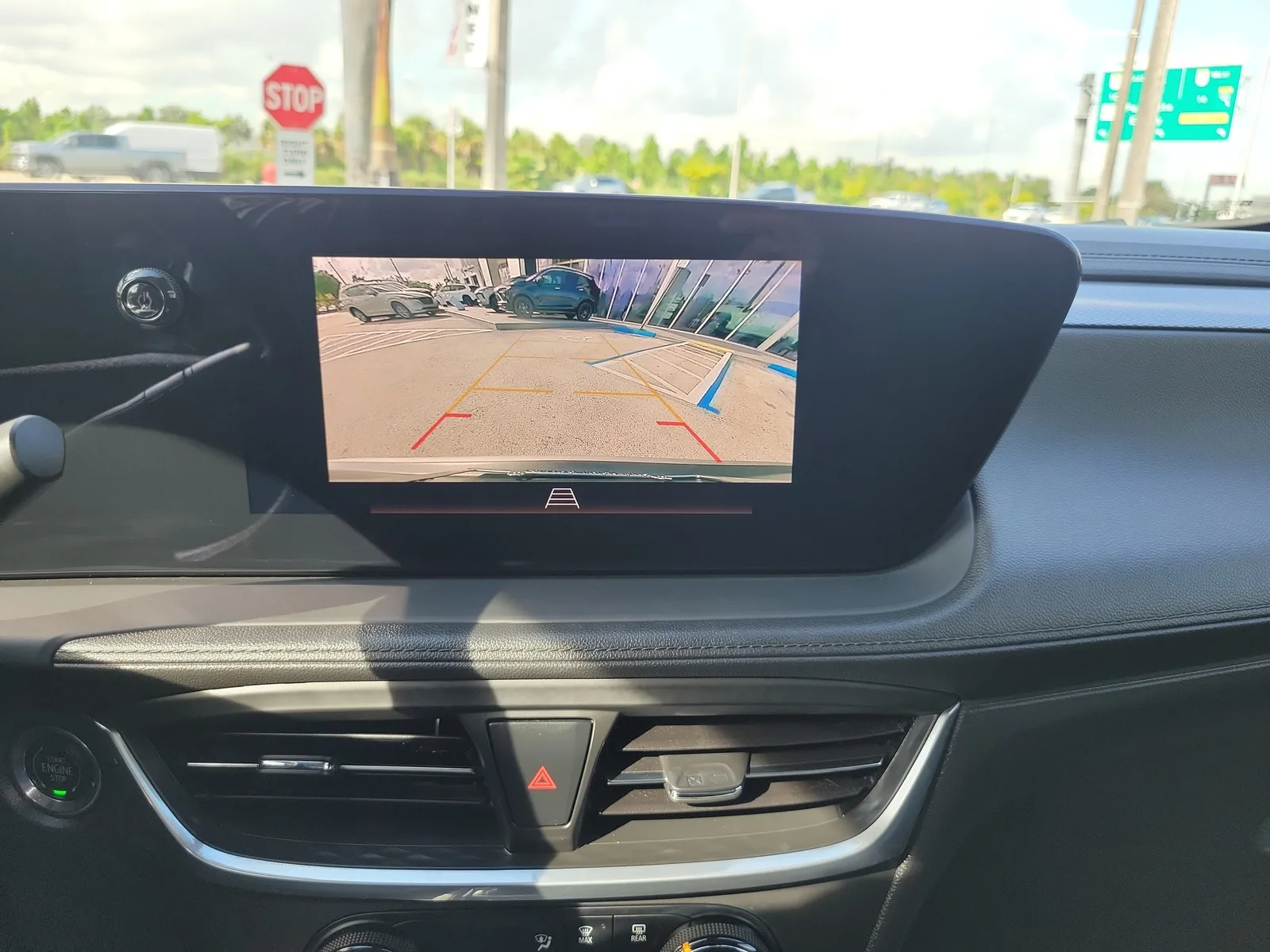 2024 Buick Encore GX Preferred photo 10