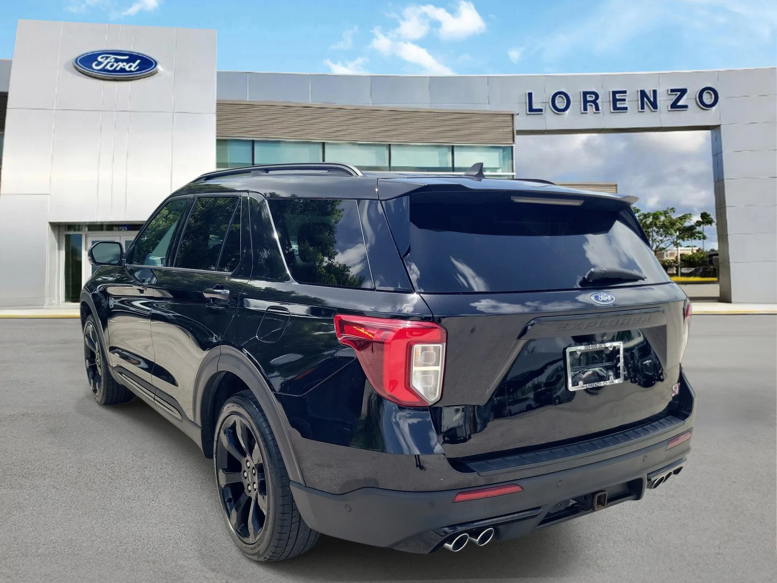 2021 Ford Explorer ST 4WD photo 7