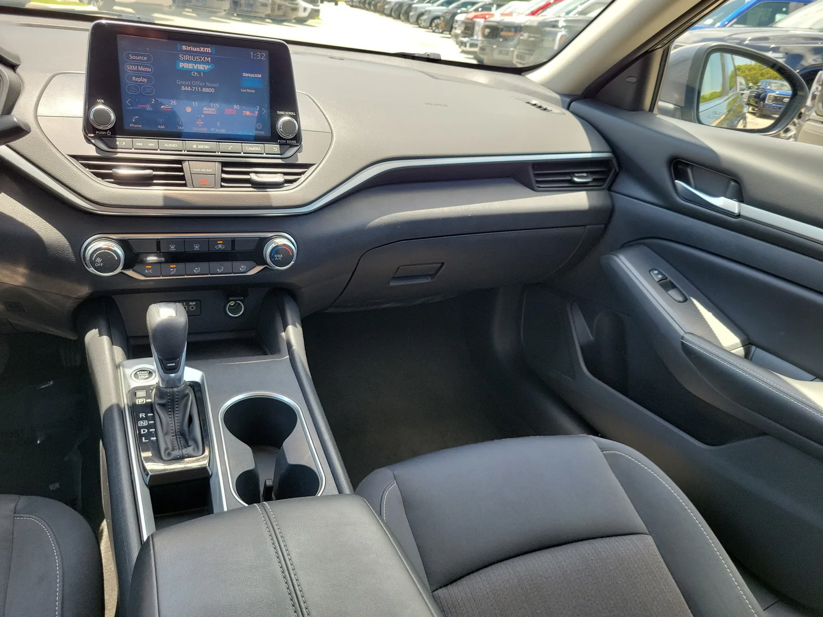 2022 Nissan Altima 2.5 SV photo 15