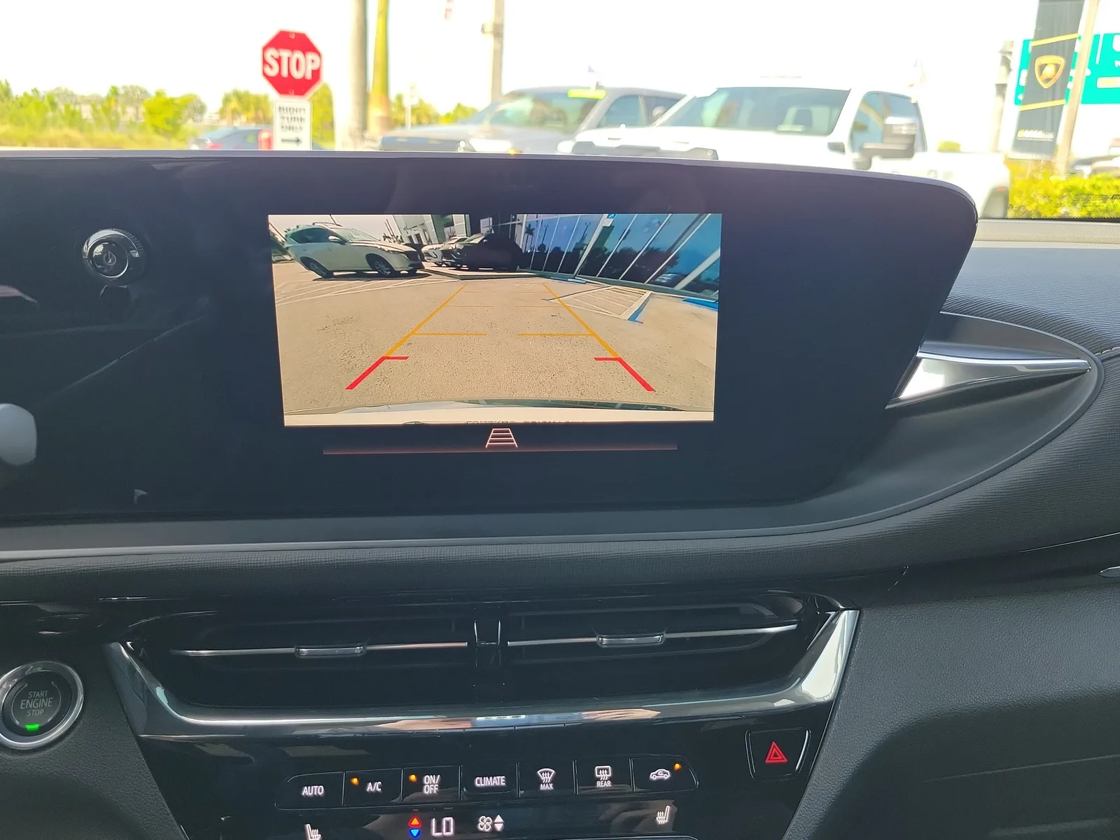 2026 Buick Envista Avenir photo 10