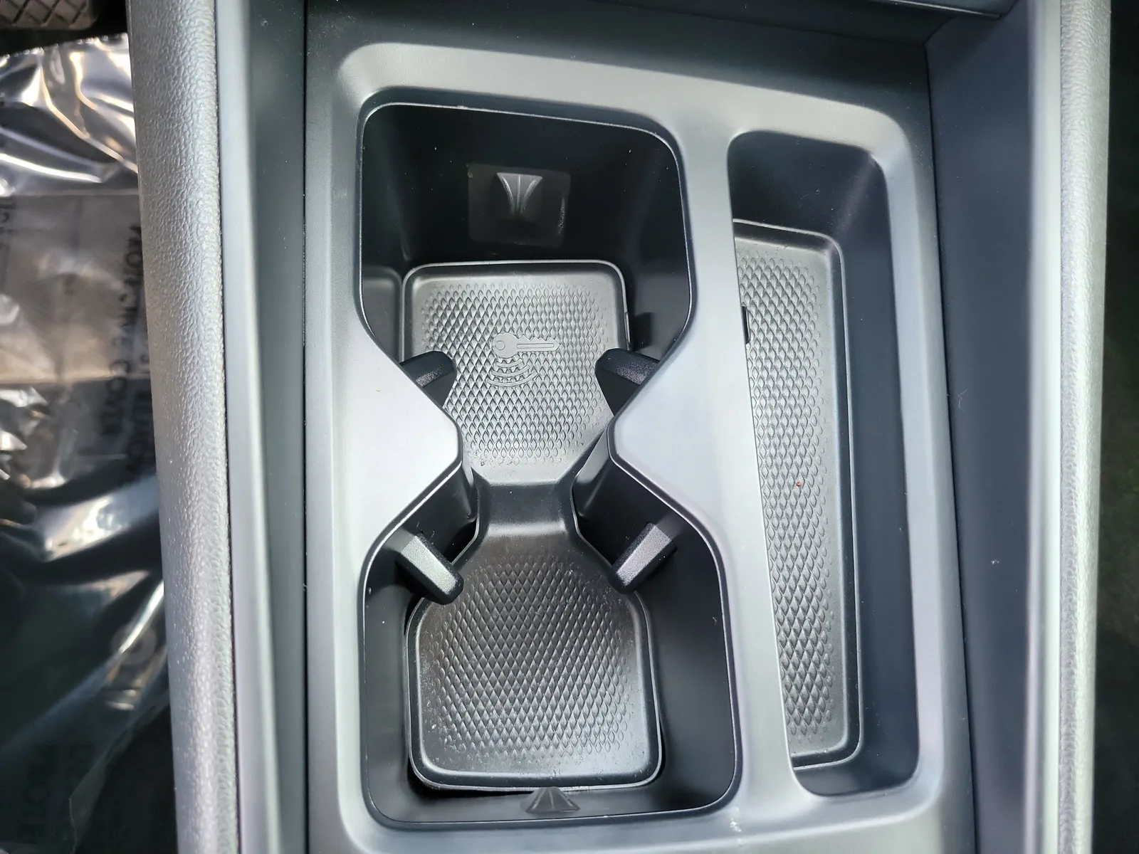 2025 Volkswagen Tiguan SE photo 25